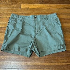 H&M Olive Green Women's Cotton Blend Shorts, Sz 10